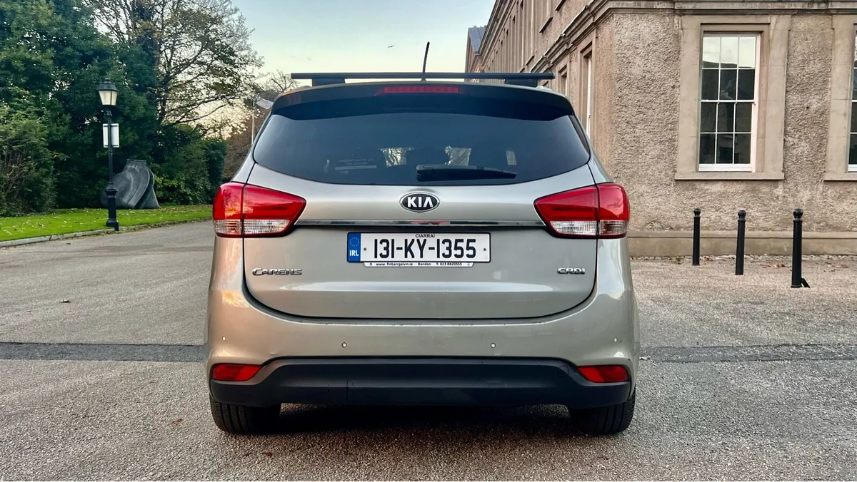 2013 Kia Carens EX 1.7 Diesel - 7 Seater - Image 4