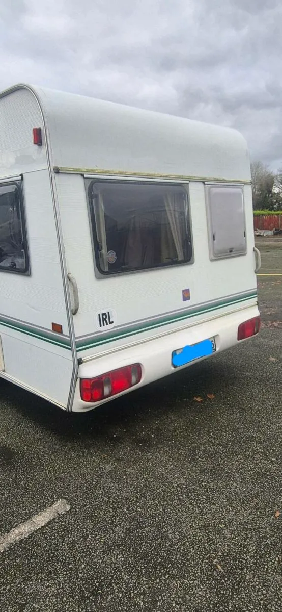 Elddis crown 2000 caravan - Image 2