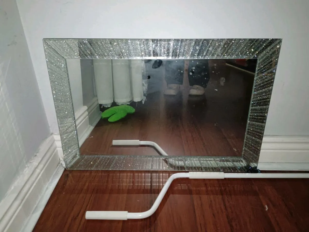 Mirror - Image 1