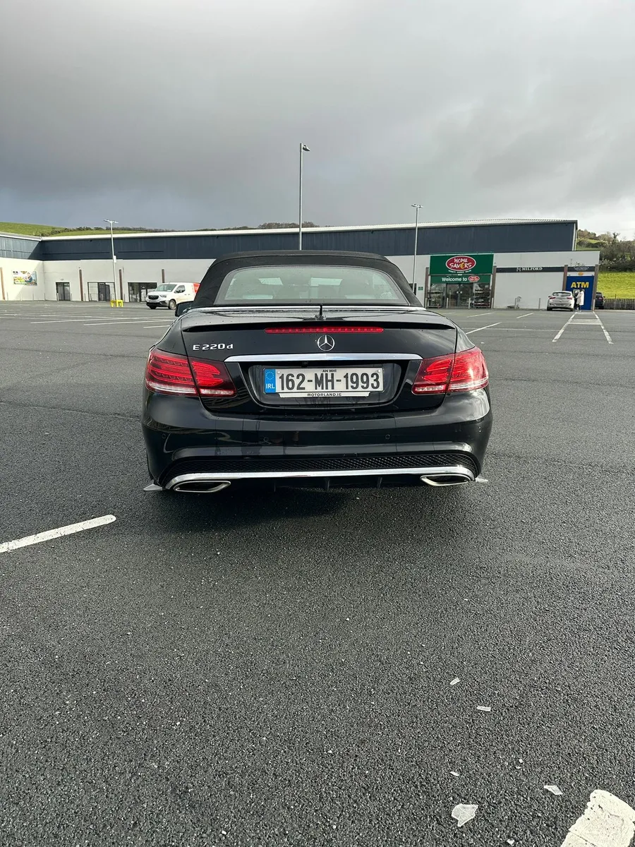 Mercedes Benz E220 Amg cabriolet - Image 3