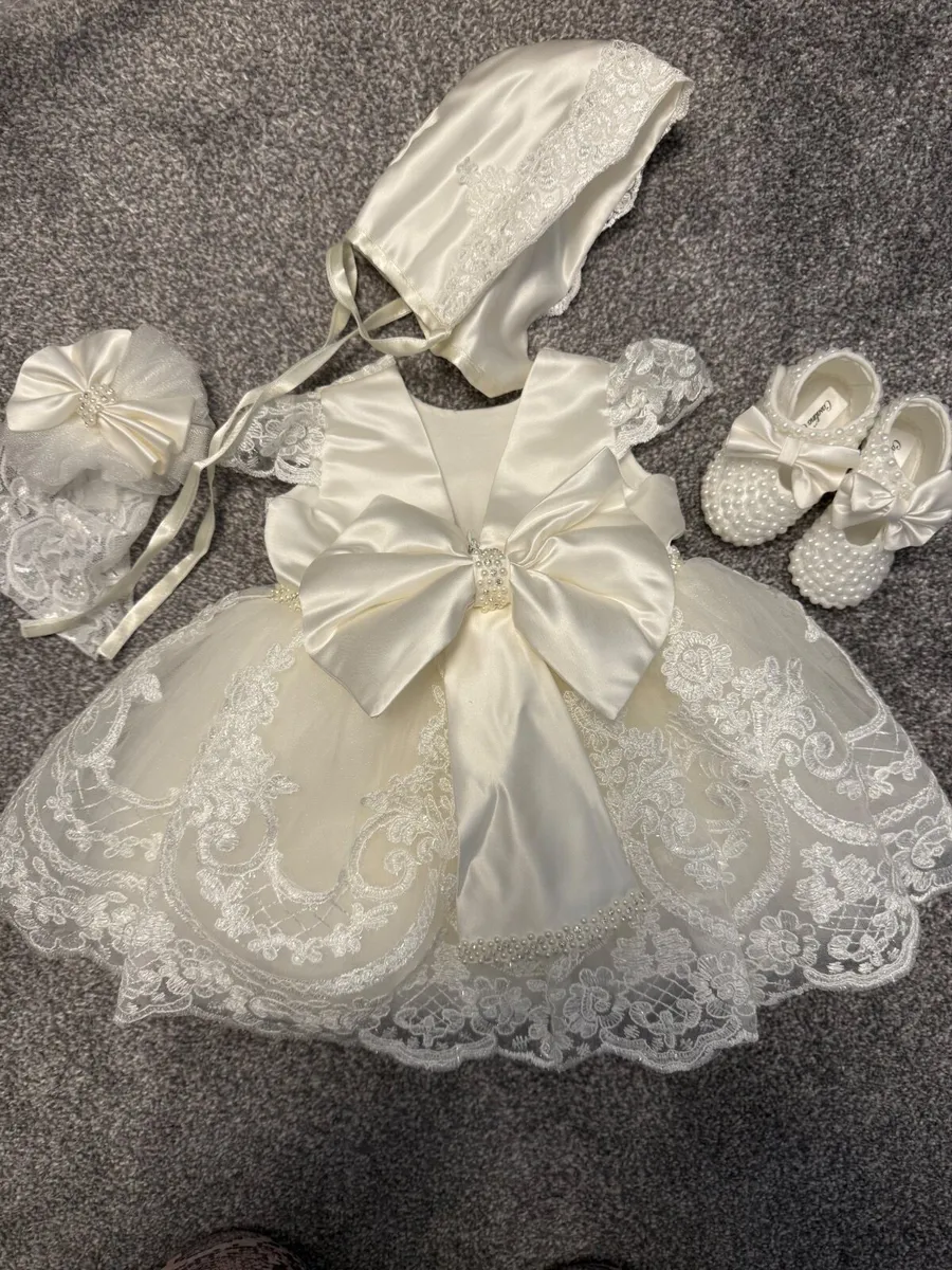 Christening dress - Image 1
