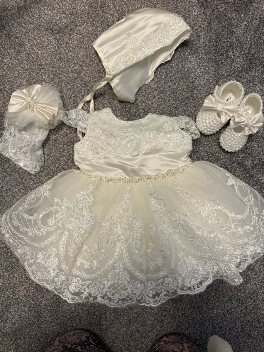 Christening dress - Image 2