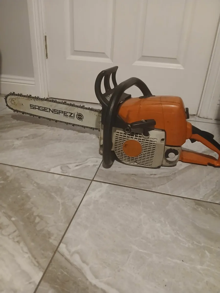 Stihl MS 390 chainsaw - Image 3