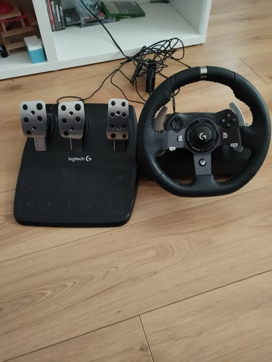 Logitech G920 Steering Wheel for XBox - Image 2