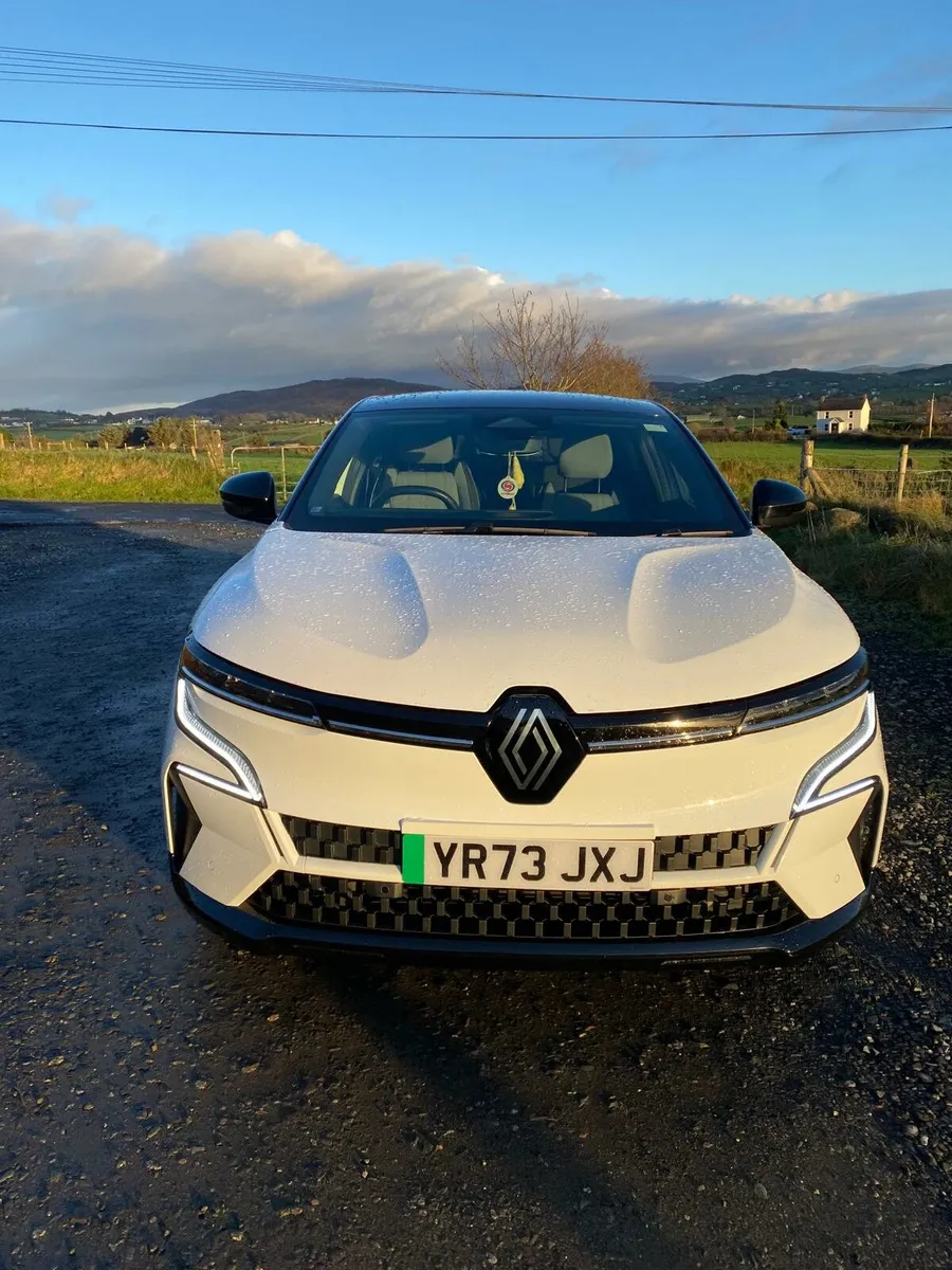 Renault Megane e tech (optimal charge) - Image 2