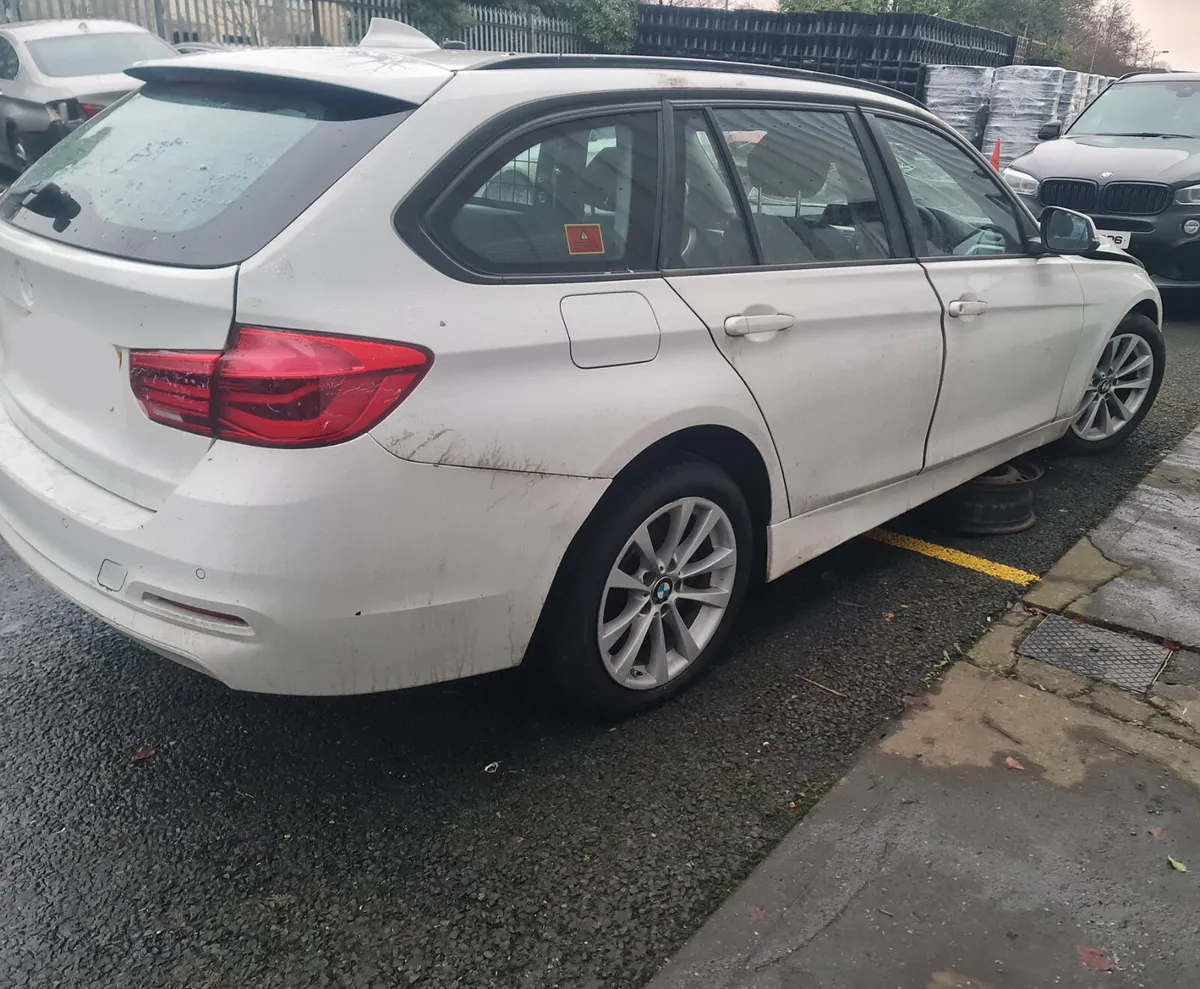 2017 BMW F31 LCI 330D SE XDRIVE BREAKING PARTS - Image 4