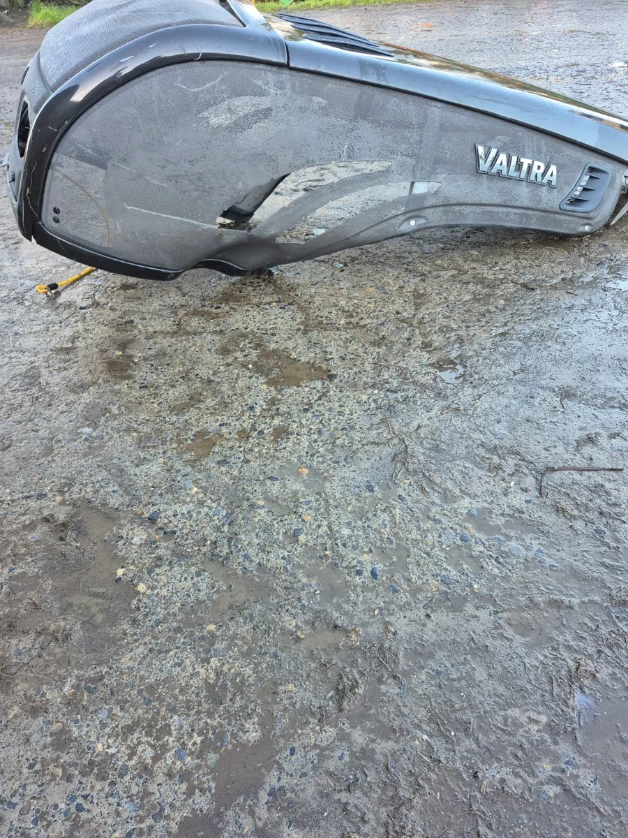 Valtra valmet tractor parts - Image 3