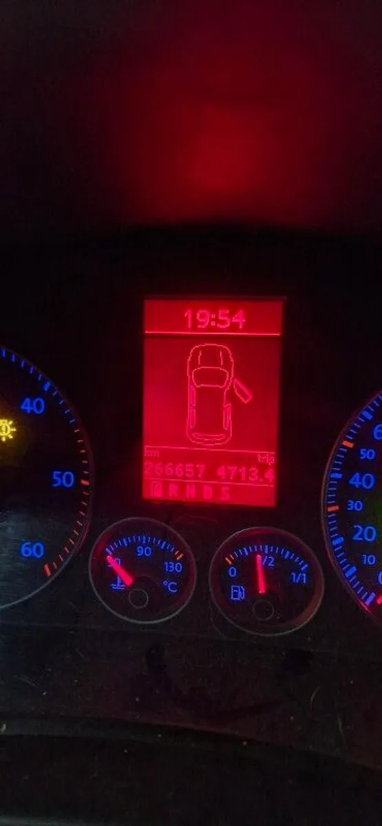 2009 Volkswagen Golf Plus 1.9 - Image 1