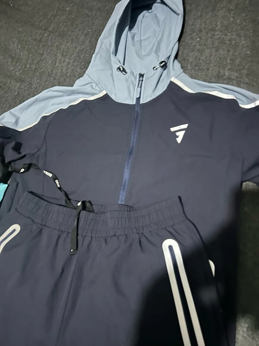 Men Clothes - Image 1