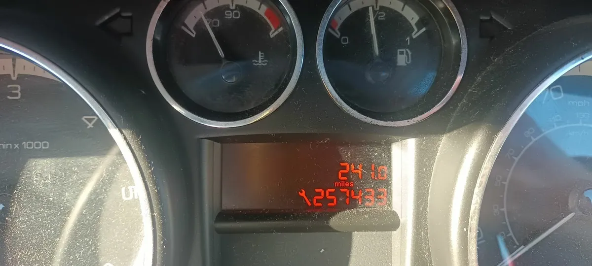 Peugeot 308 2009 - Image 4