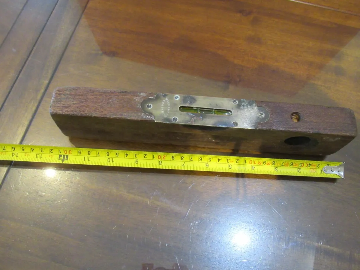 antique vintage LEVEL tools brass cottage pub cave - Image 4