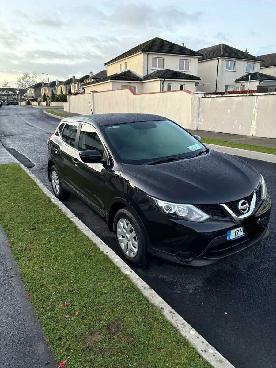 Nissan Qashqai 2017 - Very Low Mileage - Image 2