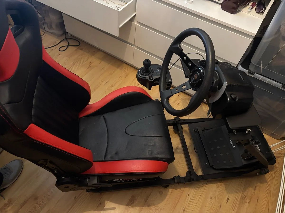 Racing simulator - Image 1