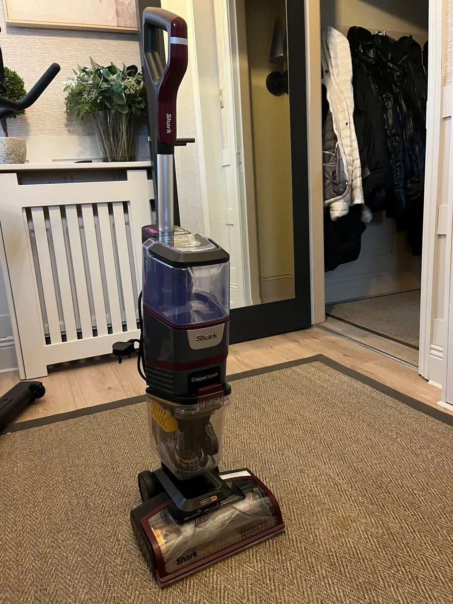 Shark Carpet Cleaner - Image 4