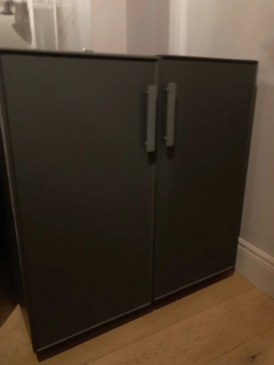 Kitchen / utility units - Image 1