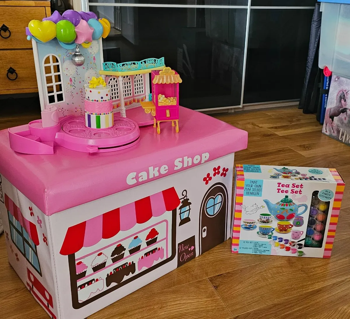 Selection of toys - Image 1