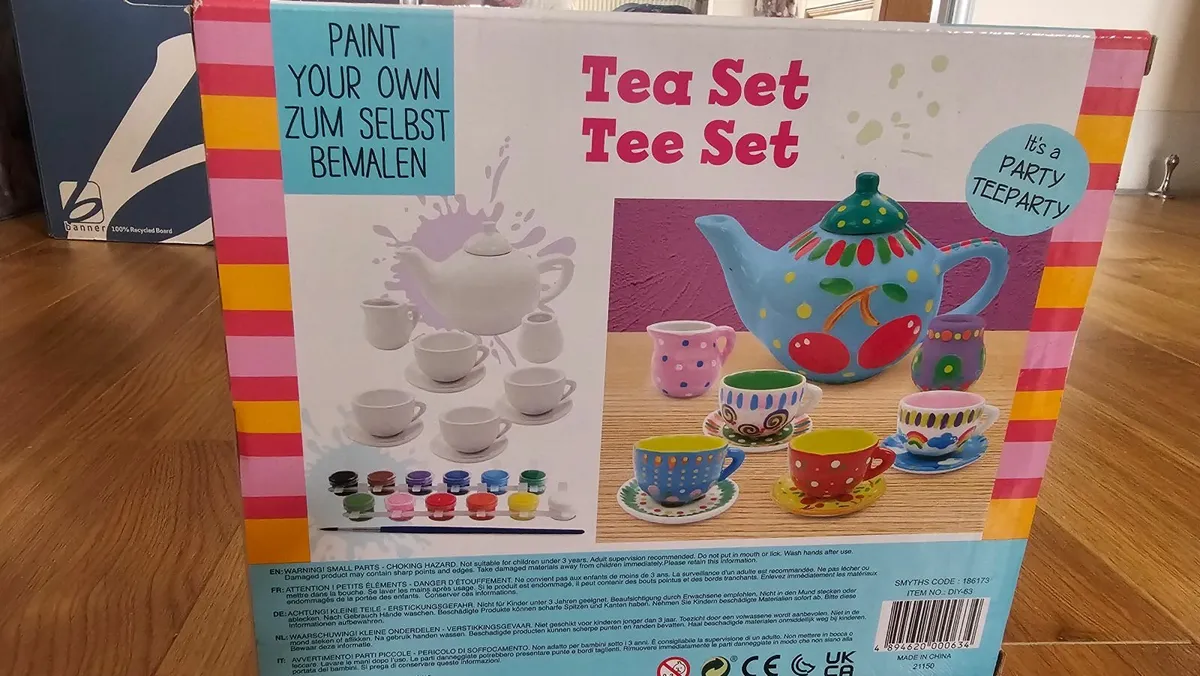 Selection of toys - Image 4