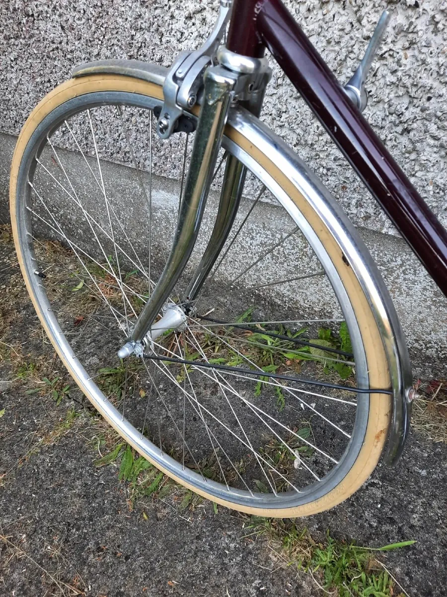 YIWU May 7 speed bicycle size S/M new - Image 3