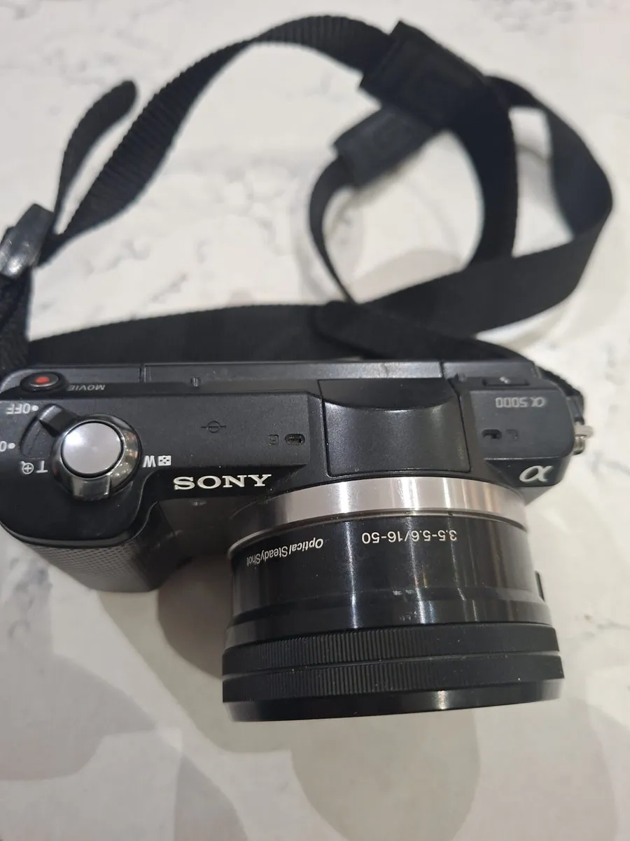 Sony a5000 camera - Image 2