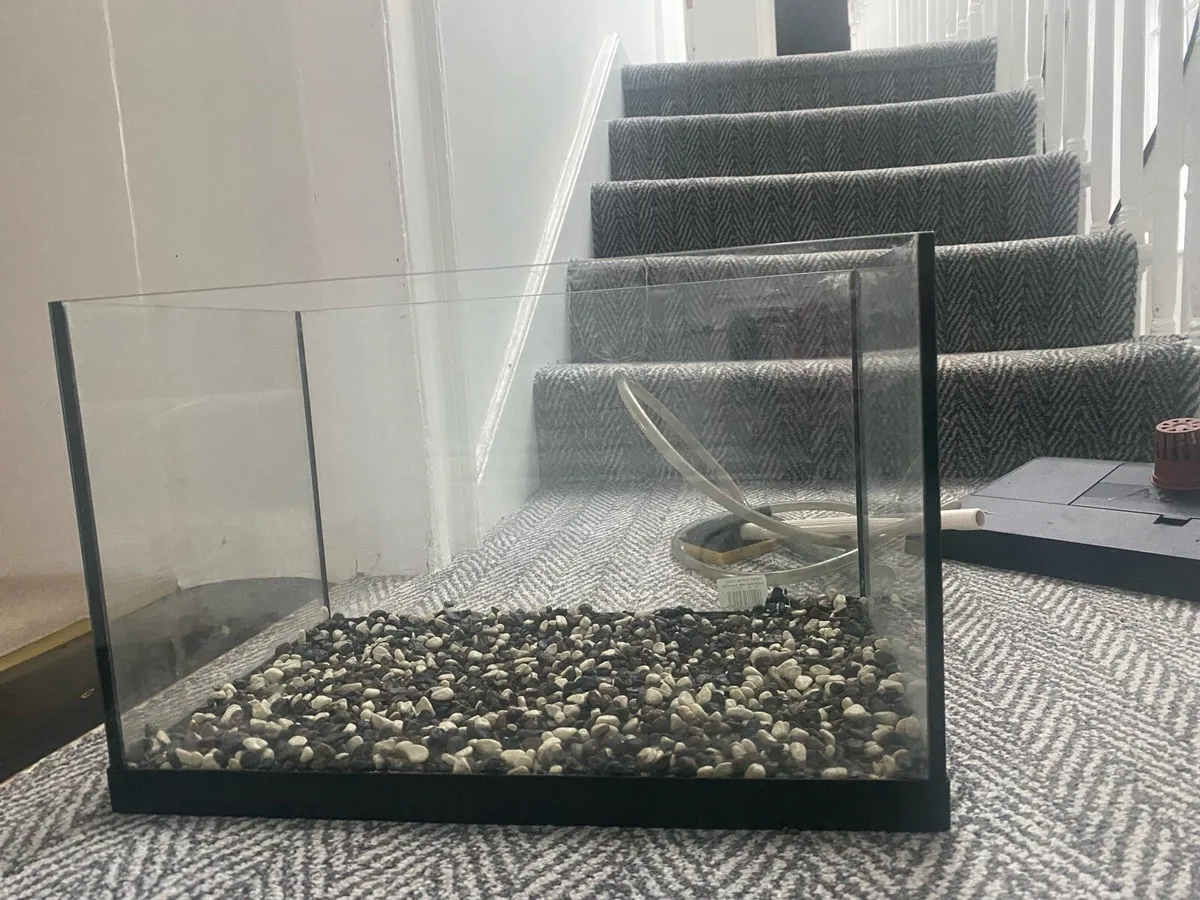 25L FISH TANK - LEDDY BLACK TROPICAL AQUARIUM - Image 1