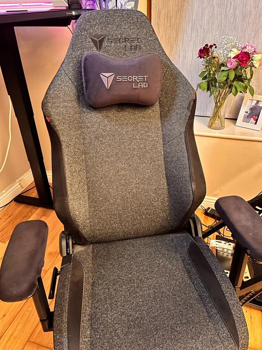 Secretlab Magnus Pro XL Sit-Stand Desk & Chair - Image 3