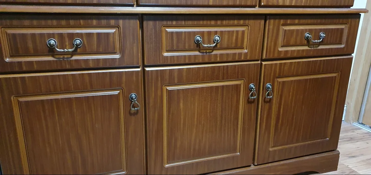 sitting room desplay unit - Image 3