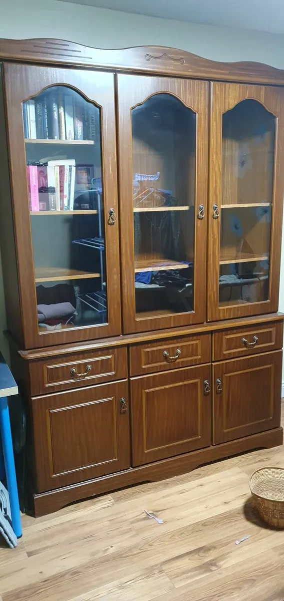 sitting room desplay unit - Image 1