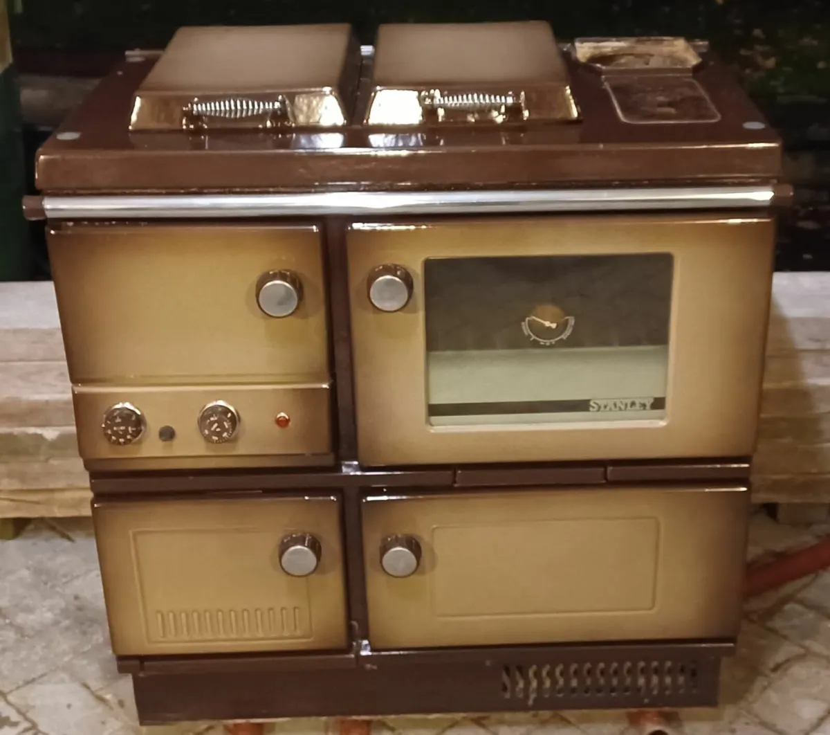 Stanley Super Star Oil Range - Image 1