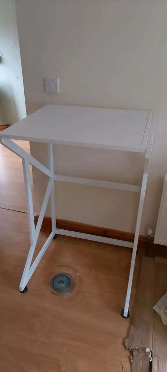 Rack to hold dryer on top of washing machine - Image 4