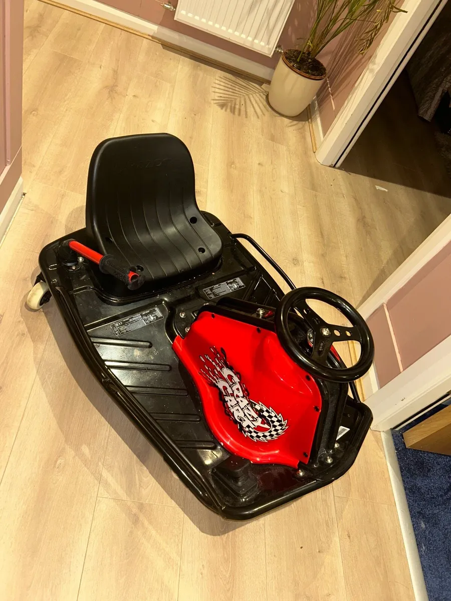Razor Cary Kart - Image 1