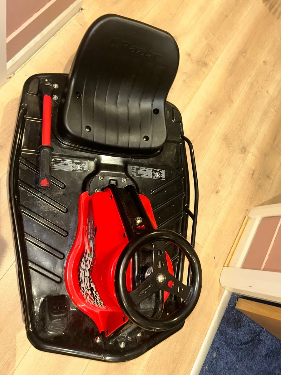 Razor Cary Kart - Image 4