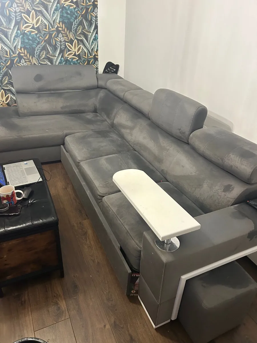 Corner Sofa for Sale - Image 1