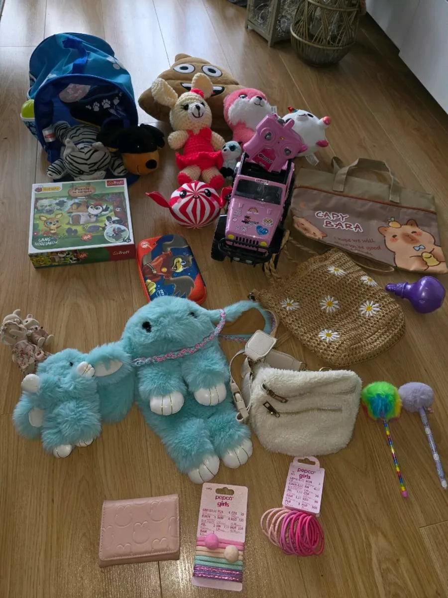 Toys - Image 2