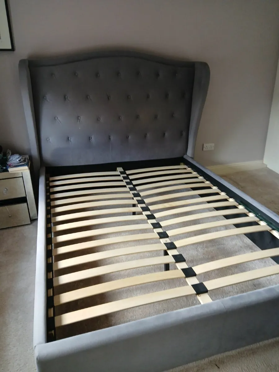 Bed Frame ( 5ft)