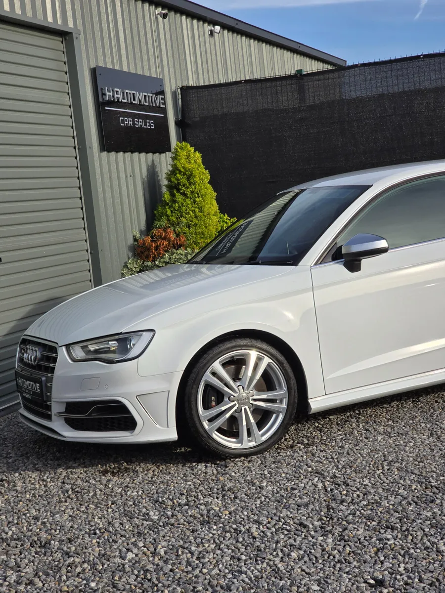 2014 AUDI S3 QUATTRO 300BHP S TRONIC LOW KMS - Image 2
