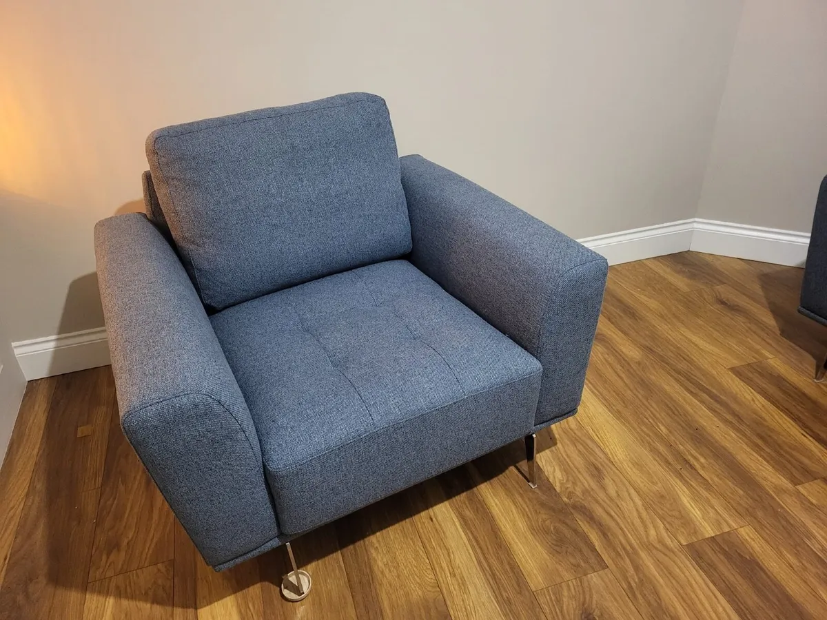 Single and 3 Seater Sofa (free footstool) - Image 3