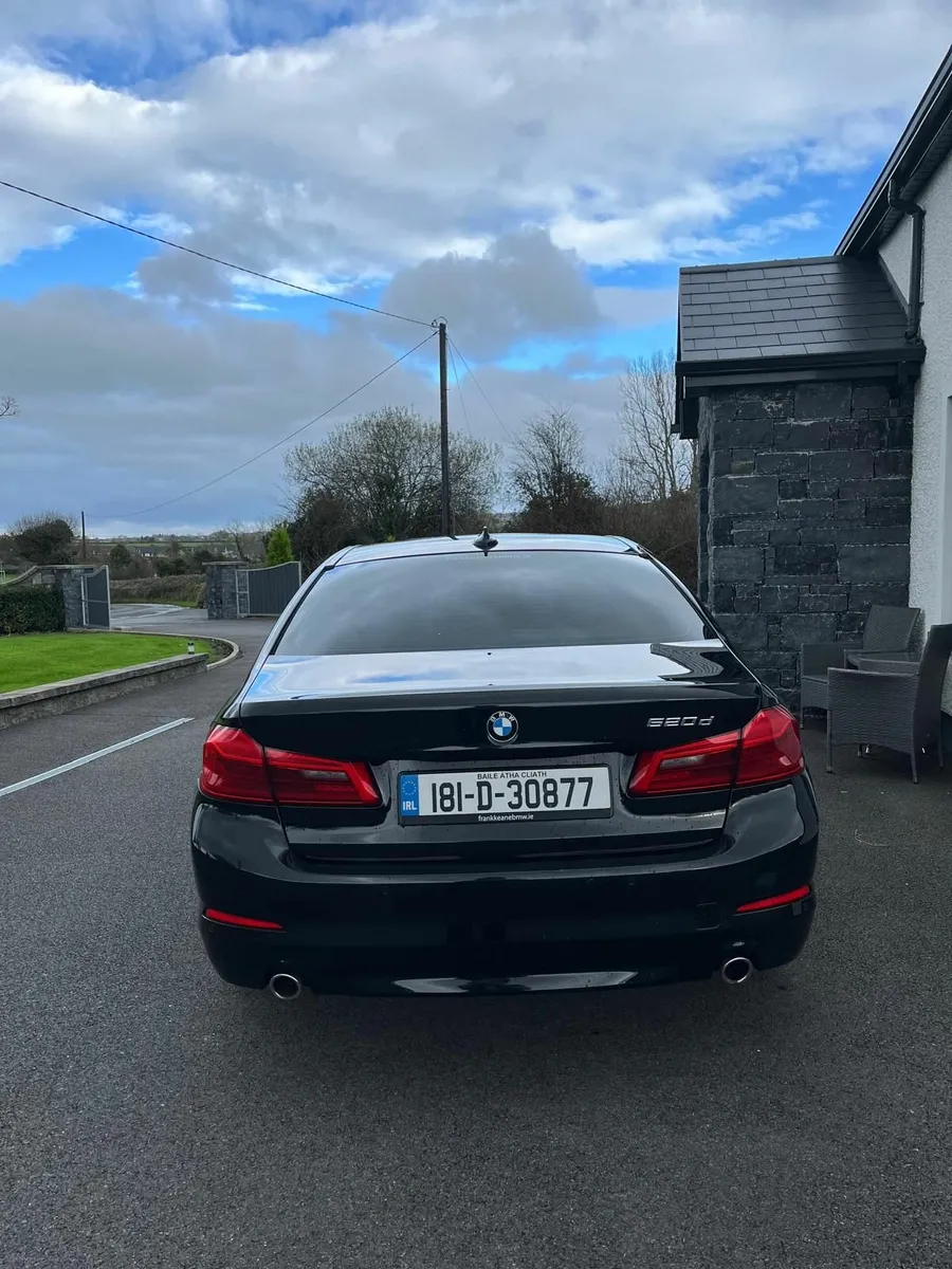 BMW 5-Series 2018 - Image 3