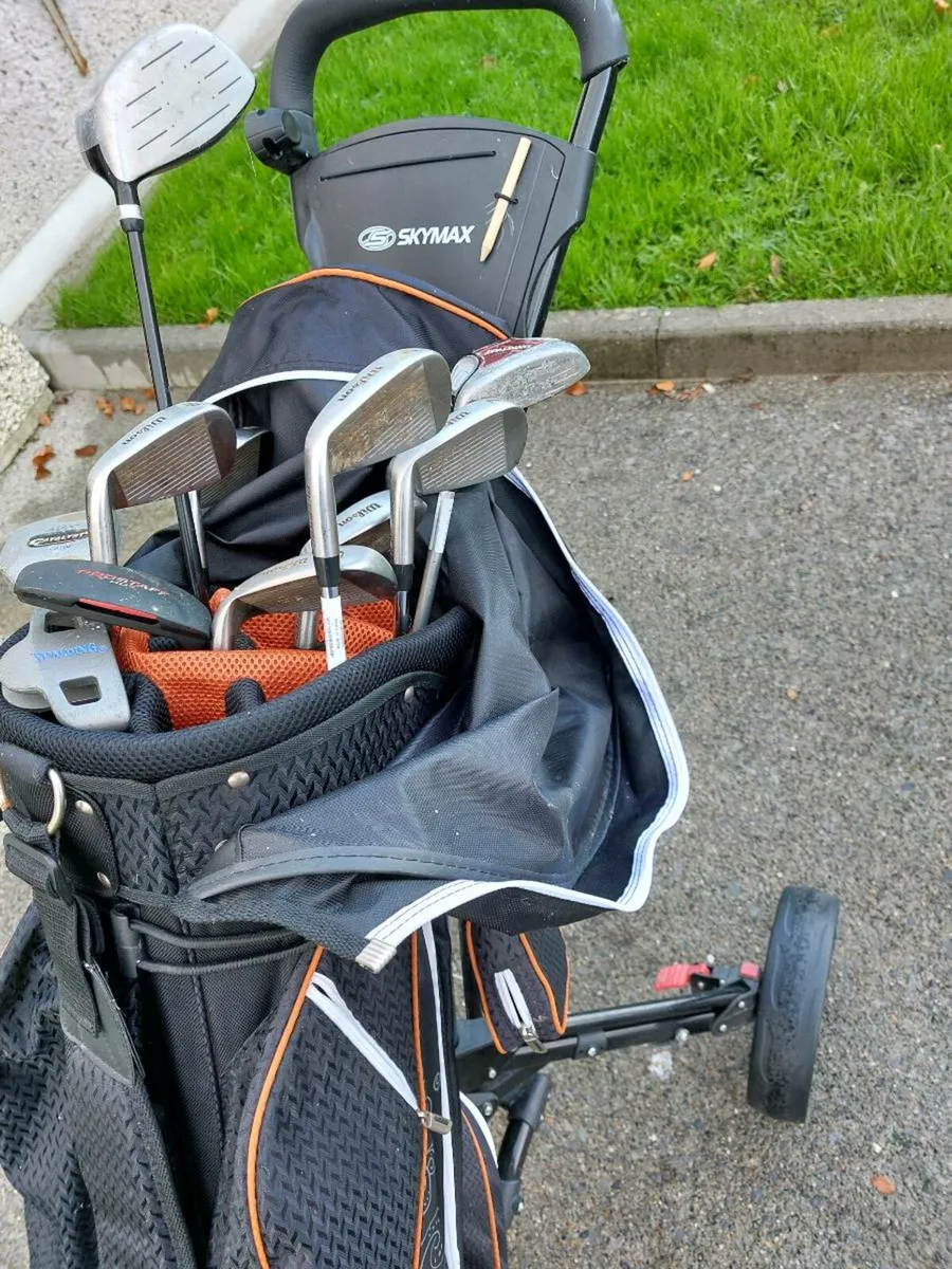 Golf set with trolley - Image 2