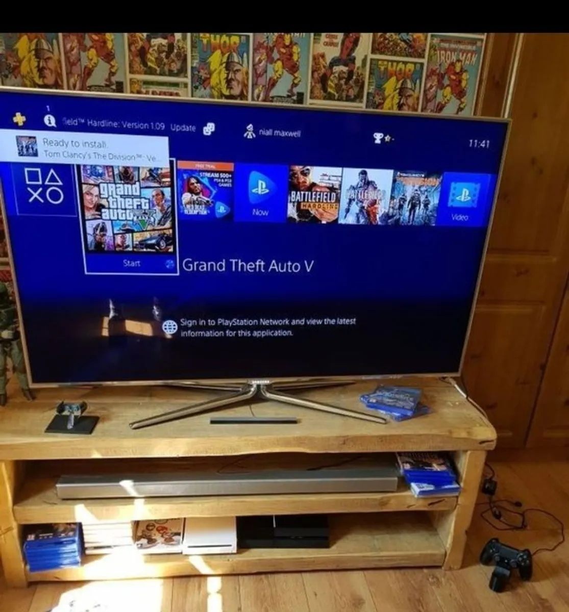 samsung tv soundbar and stand package - Image 1