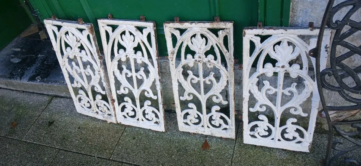 4x Antique Iron Panels - Image 1