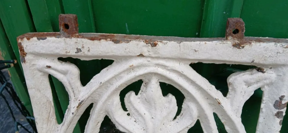 4x Antique Iron Panels - Image 2