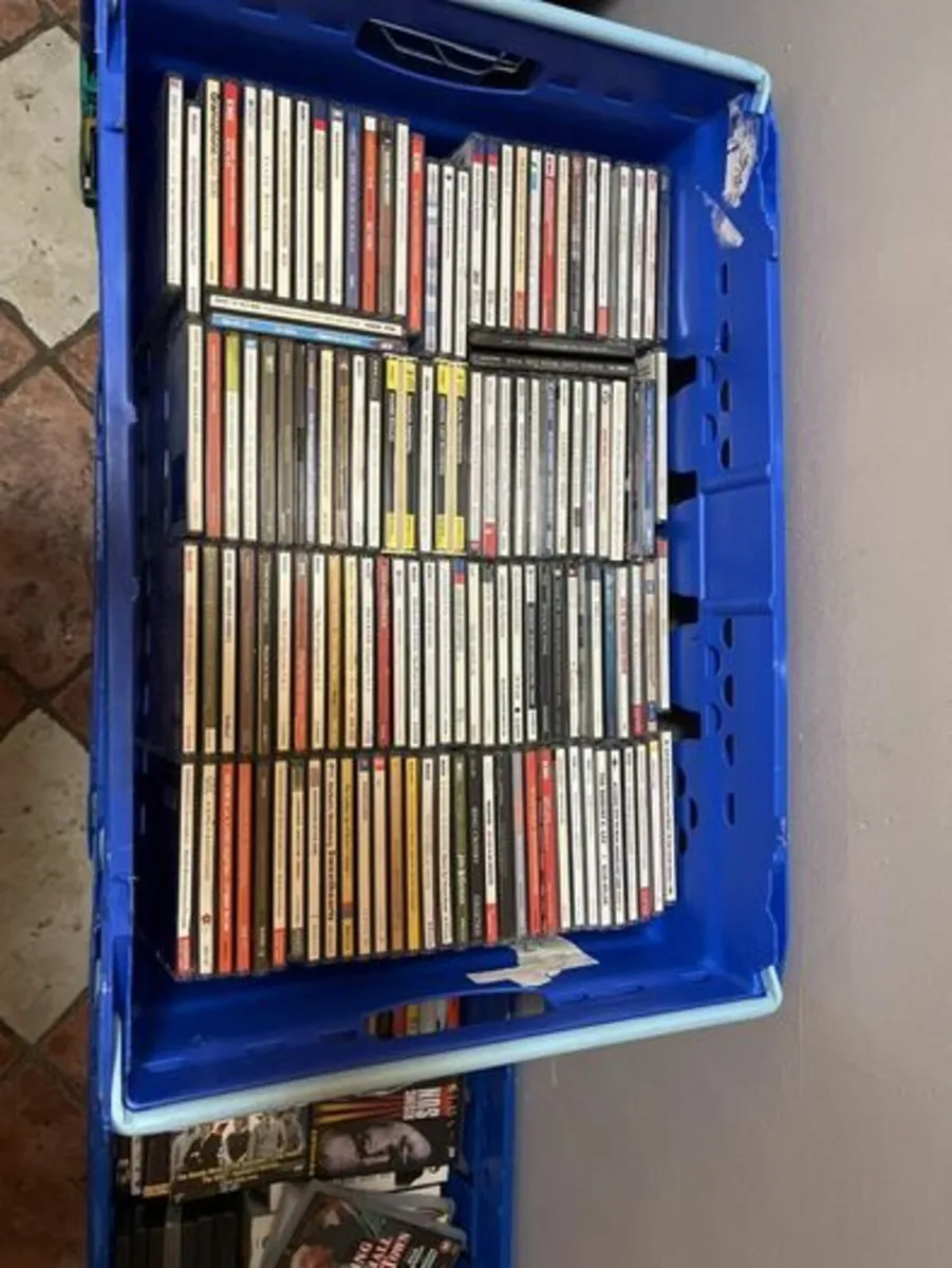 700  Cd. DVD and VHS collection - Image 3