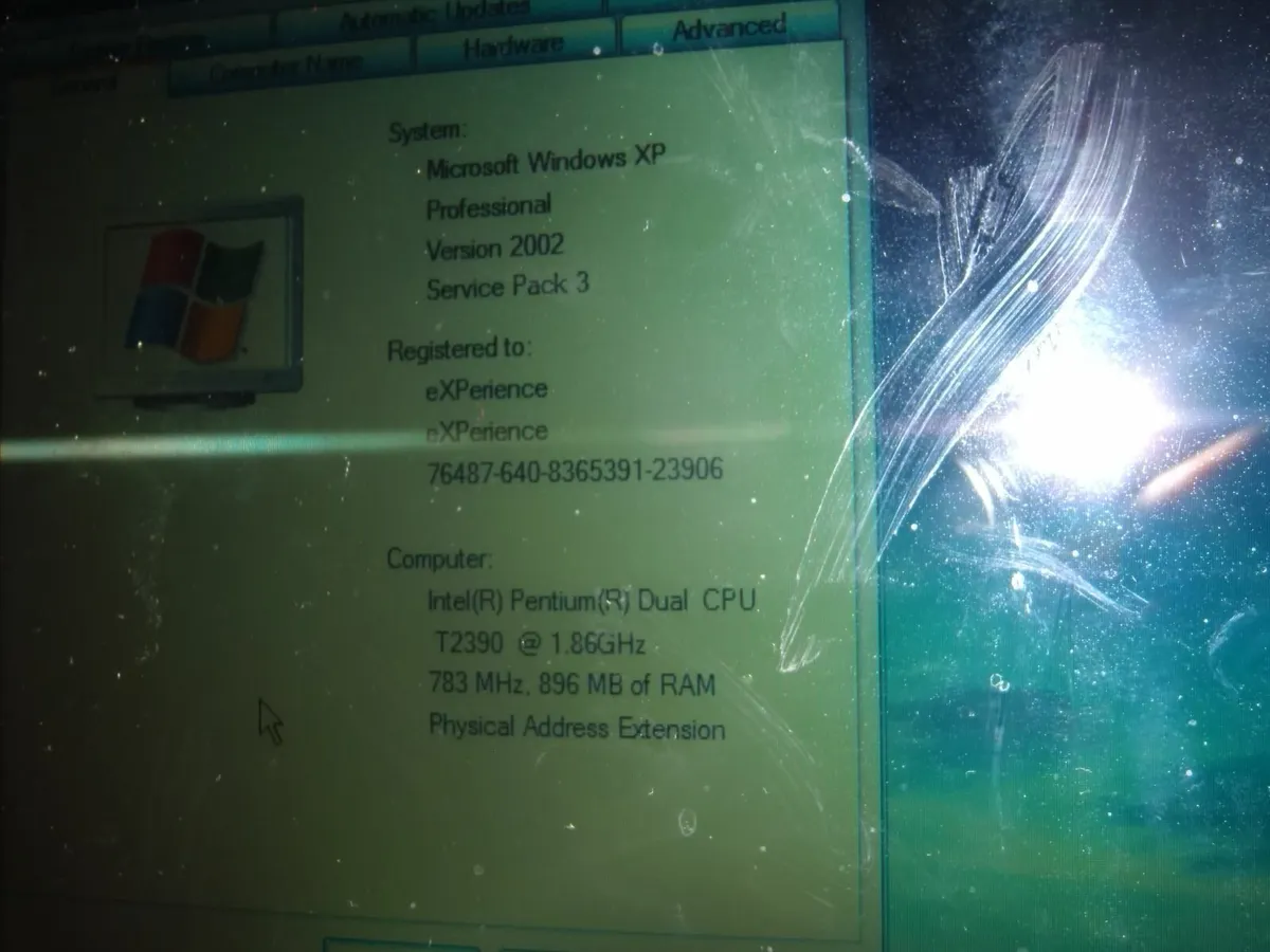 Advent laptop - Image 4