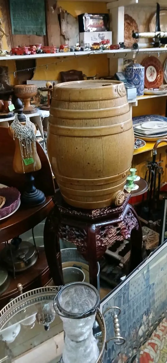 Large whiskey ceramic  barrel - Image 1