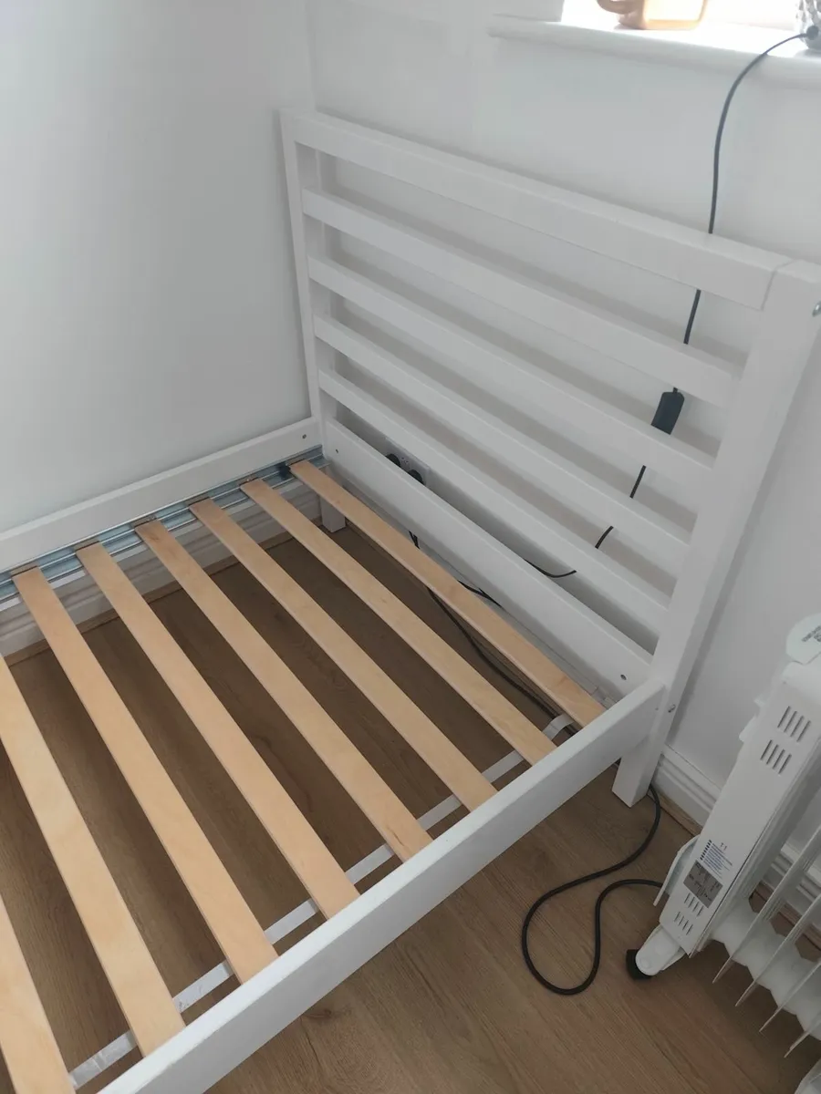 Single Bed - Image 2