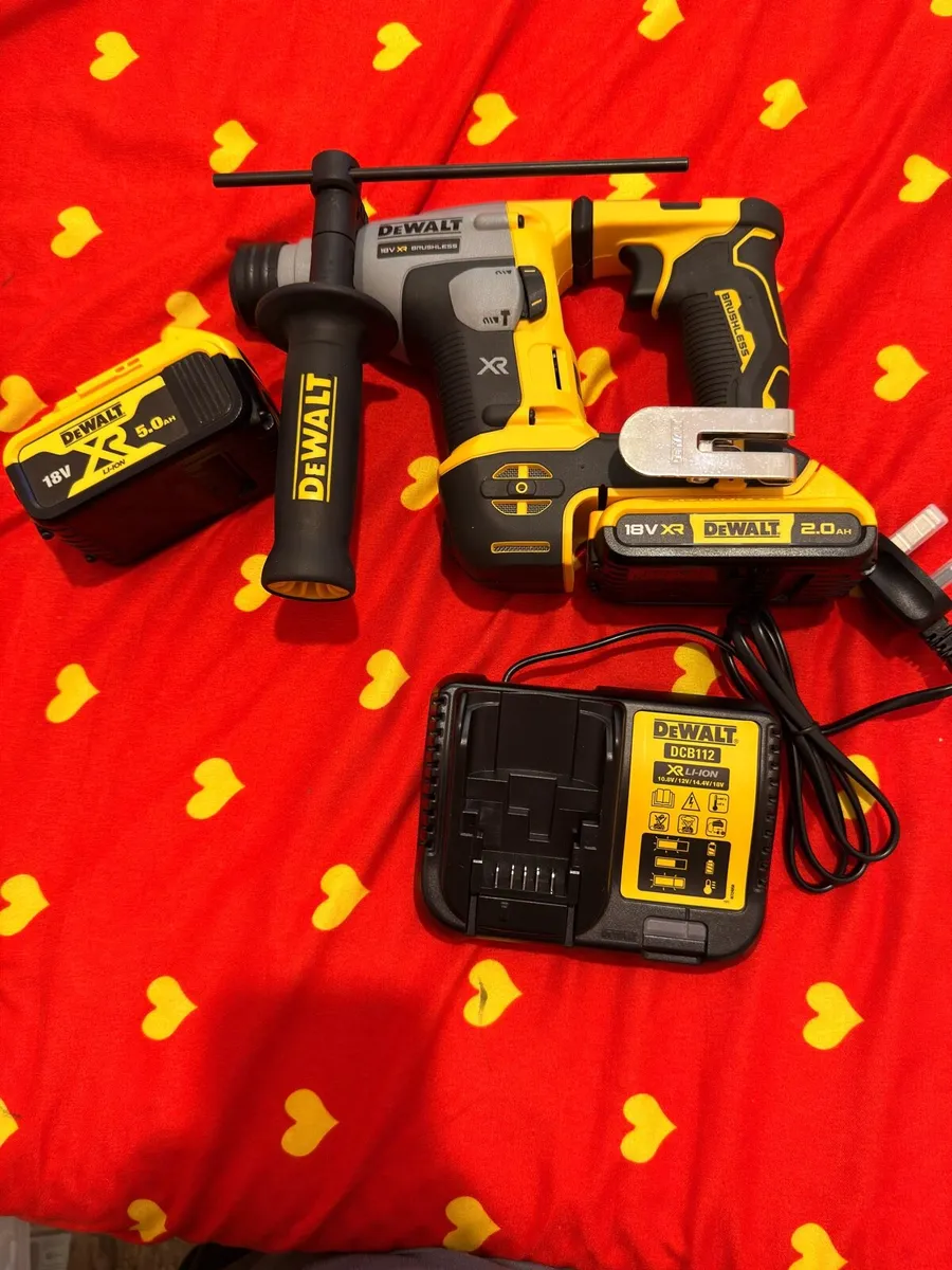 DeWalt SDS Hammer Drill – New, 2 Batteries ⚡ - Image 1