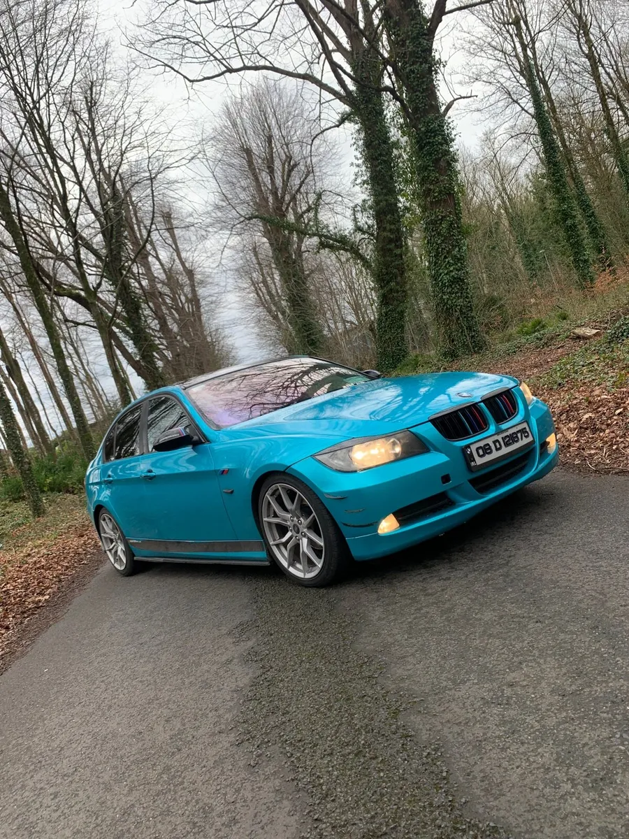 BMW e90 320d SE - Image 1