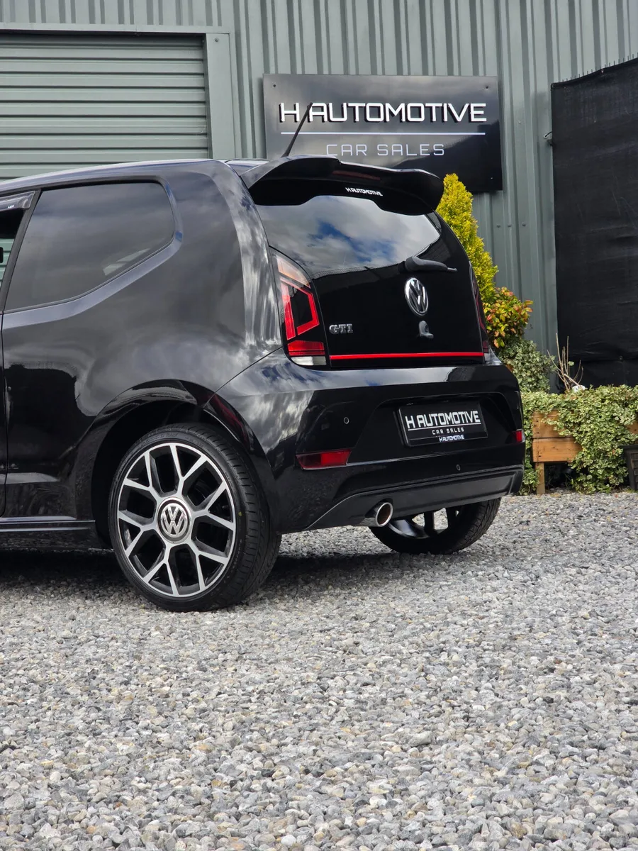 2018 VOLKSWAGEN UP! GTI 6-SPEED MANUAL - Image 4