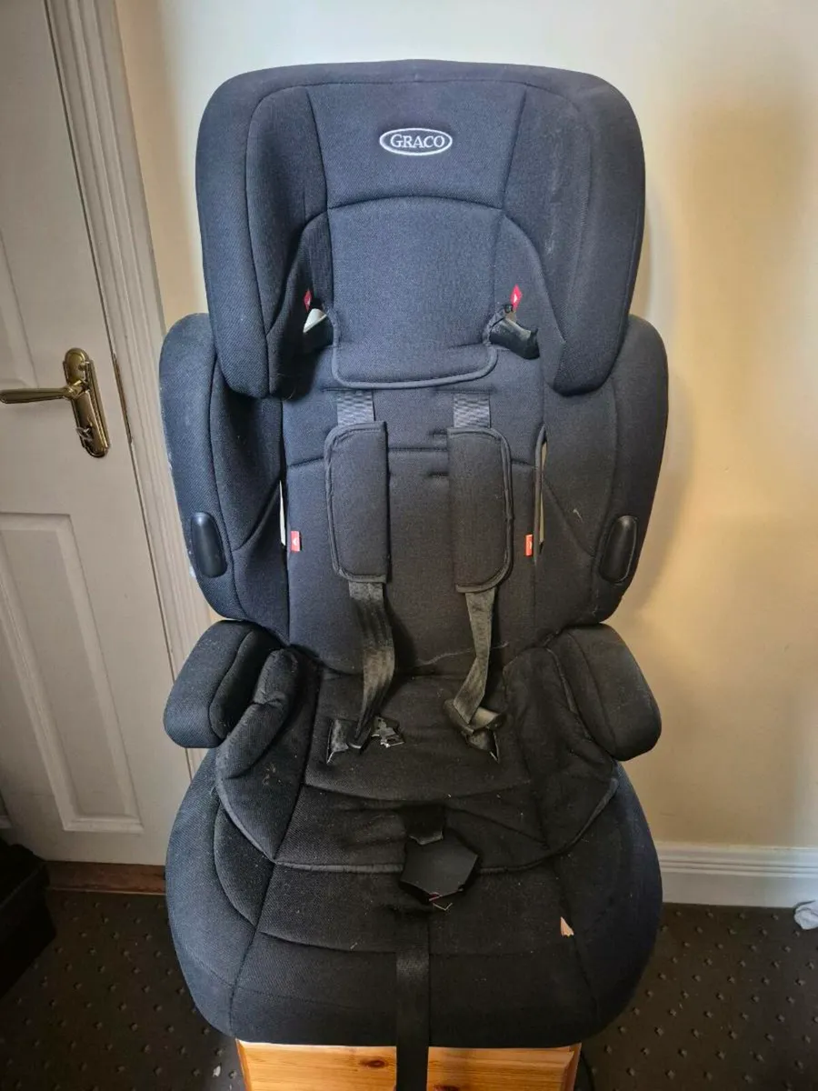 GRACO Car Seat - Image 1