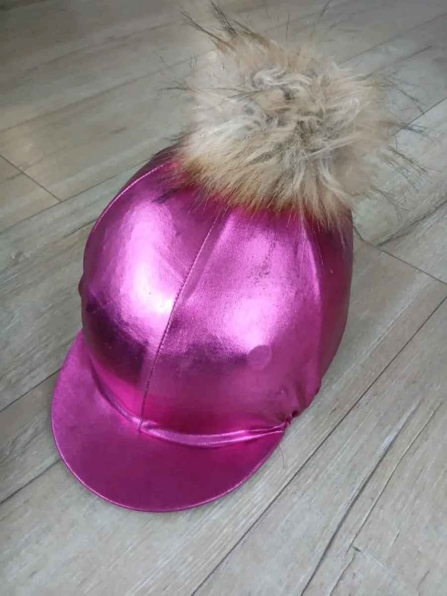 Child's horse riding helmet - Image 2